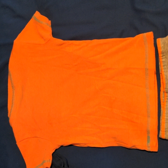 Carter's sleep set with PinkFong bonus shirt 24month - Picture 5 of 8